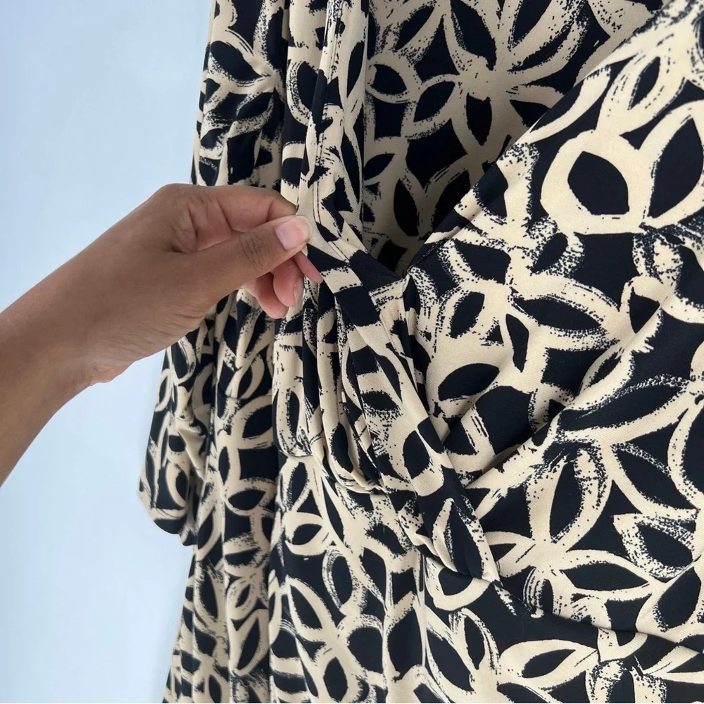 Ralph Lauren Black Tan Floral Stretch Jersey Knit 3/4 Sleeve Faux Wrap Dress 14W